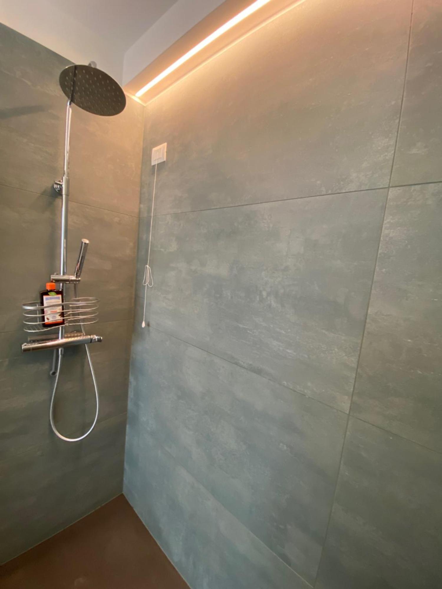Appartement Hz+ Costantini à Pordenone Extérieur photo