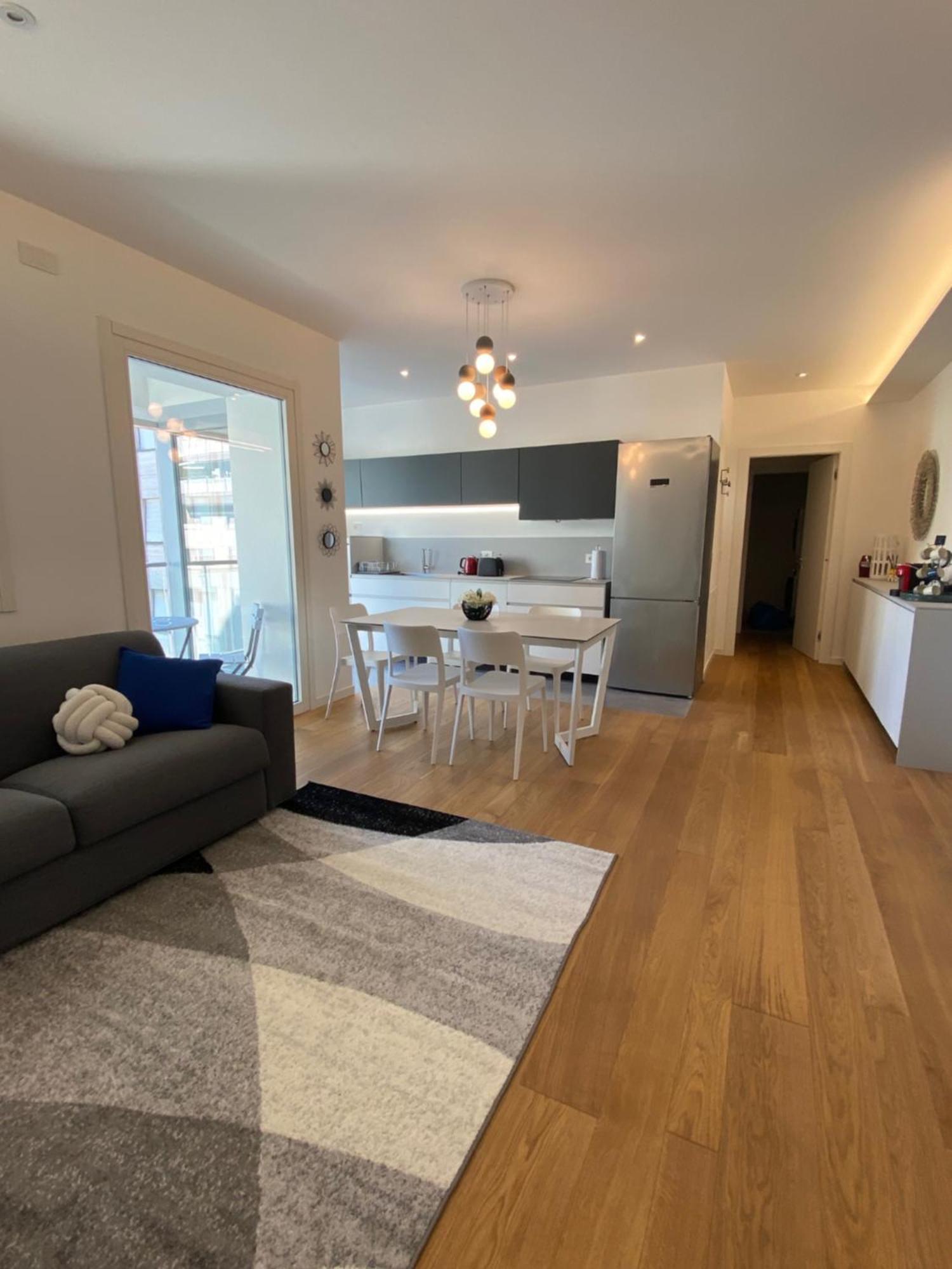 Appartement Hz+ Costantini à Pordenone Extérieur photo